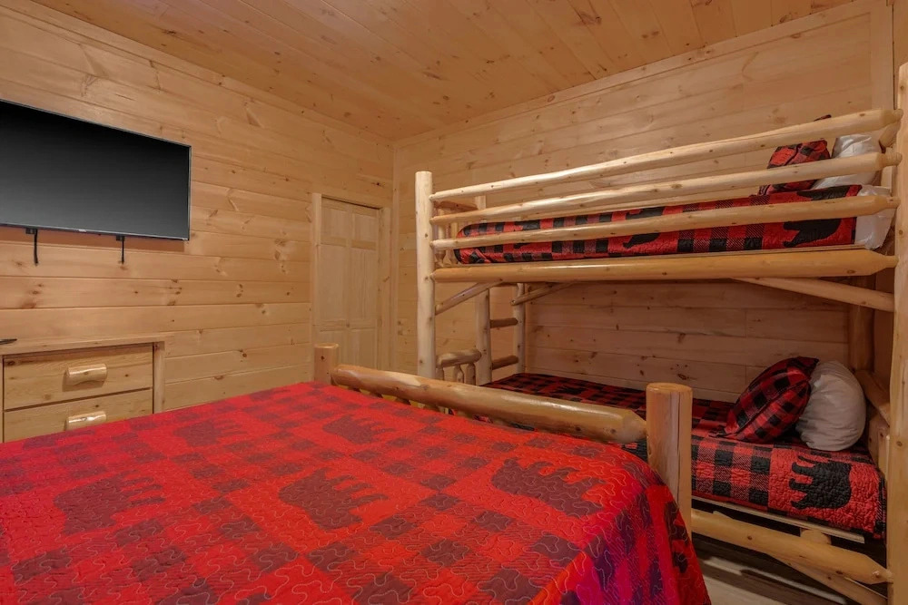 212 Misty Mountain View 4 Bedroom Cabin