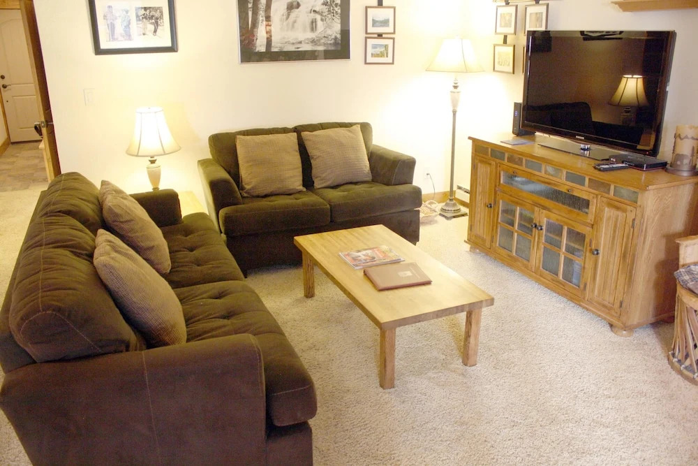 Park Place 104C 2 BR