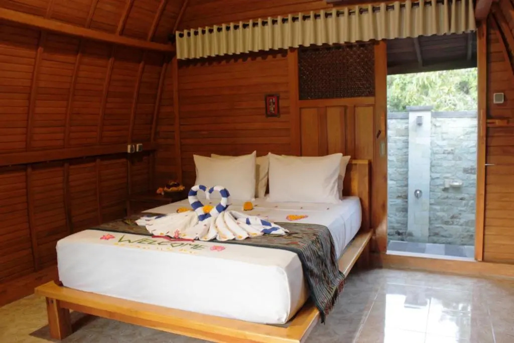 Kubu Padi Wooden House
