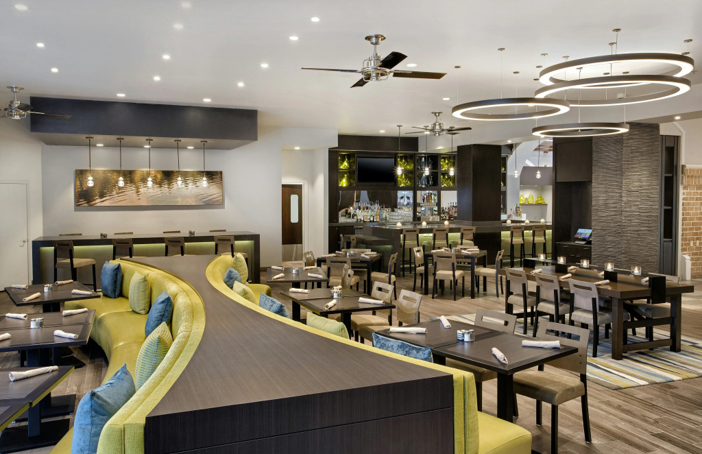 Embassy Suites by Hilton Orlando International Drive Convention Center