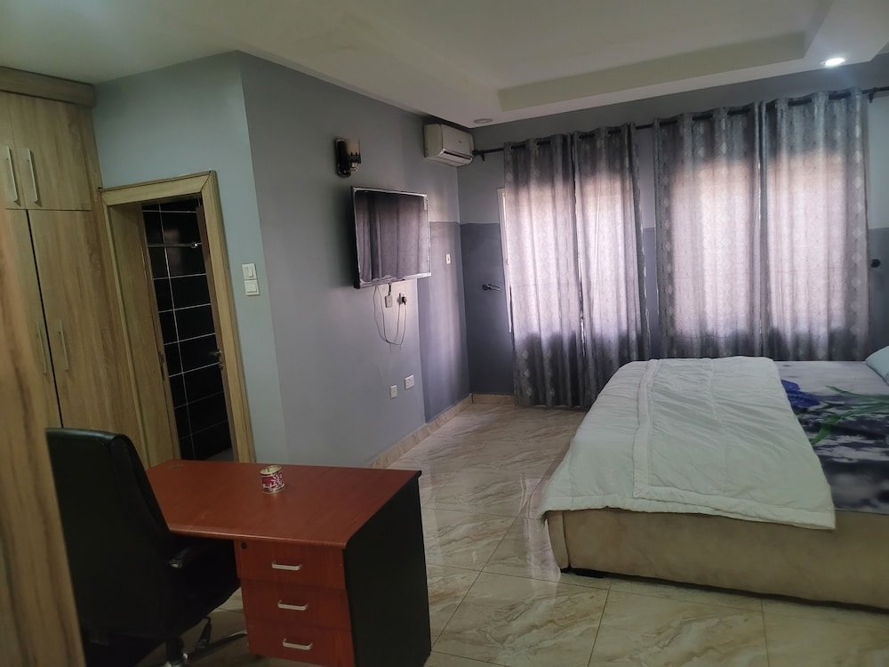 CHIKALVIA GUEST HOUSE