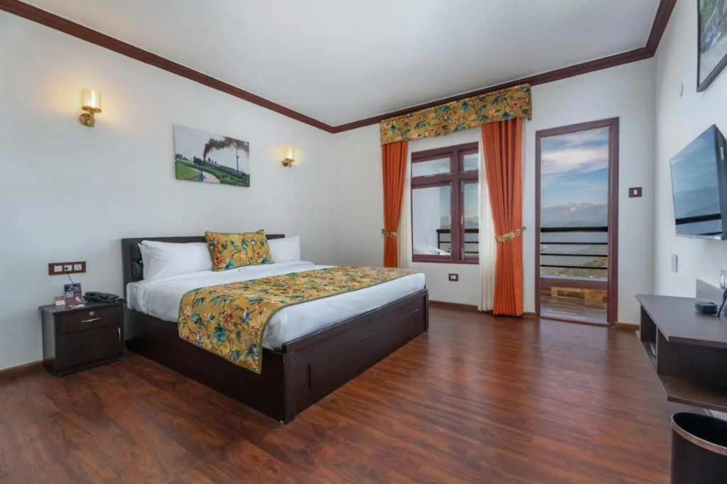 Summit Sherpa Mountain Hotel & Spa