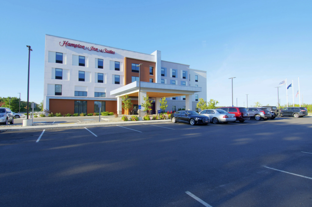 Hampton Inn & Suites Portland West