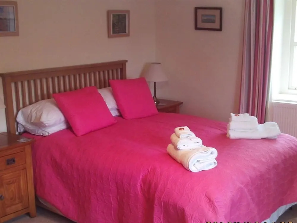 Pyle Guest House