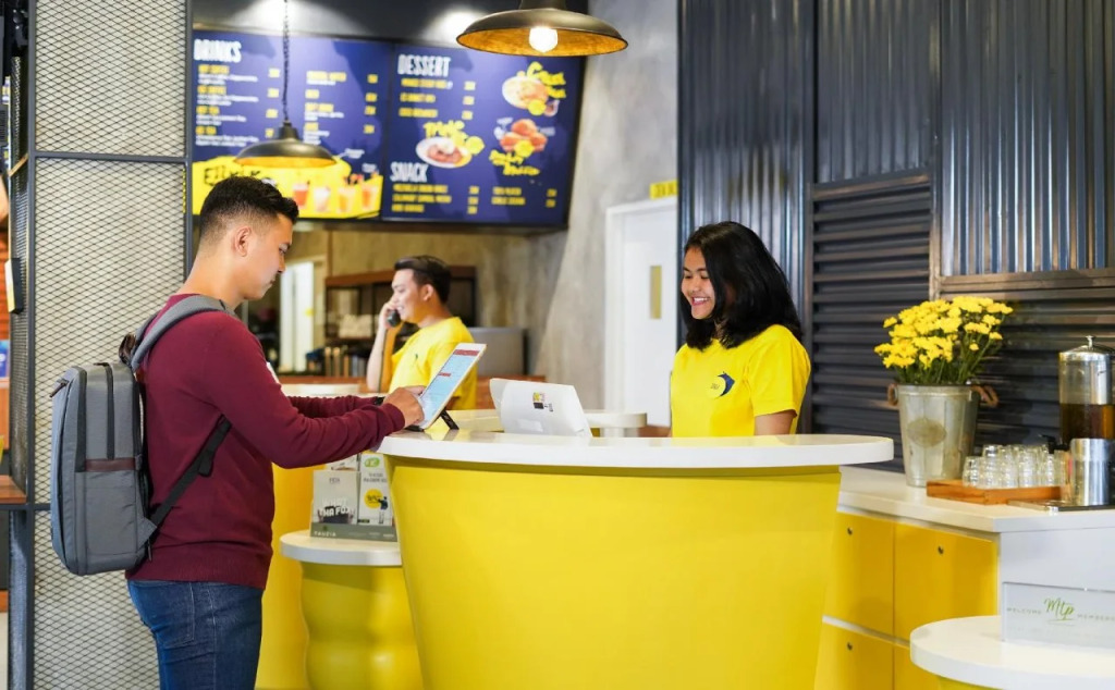 YELLO Hotel Manggarai Jakarta