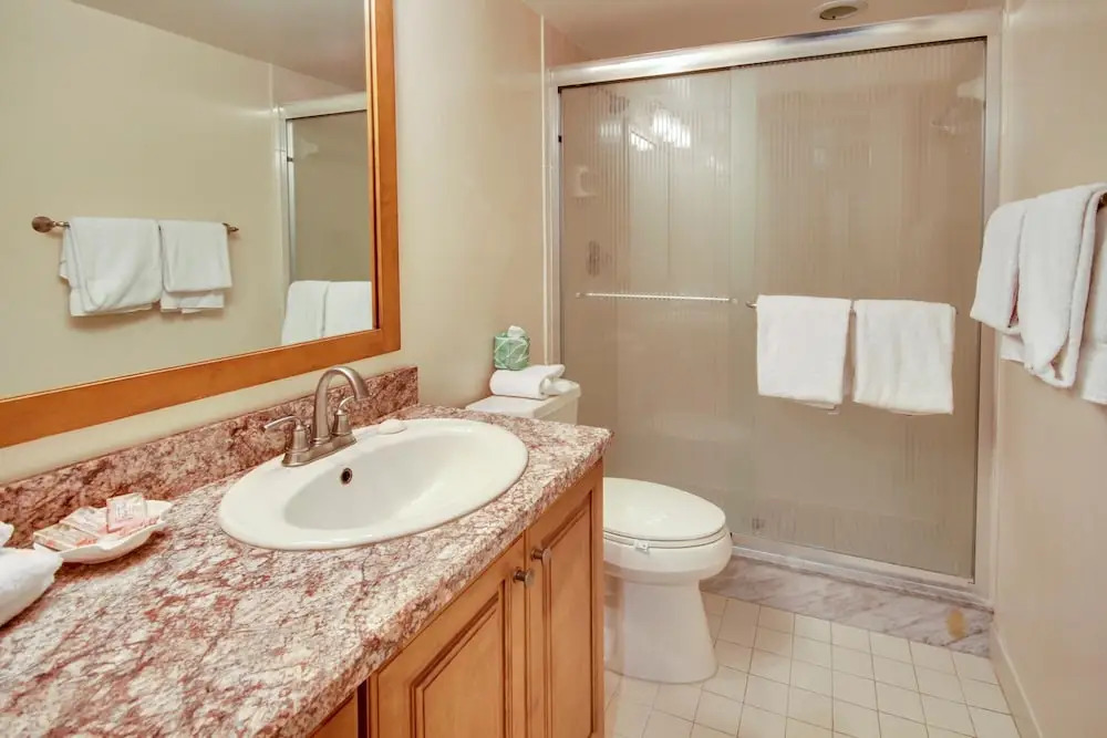 Land's End 301 Building 6 Beachfront / End Unit / Large Balcony!