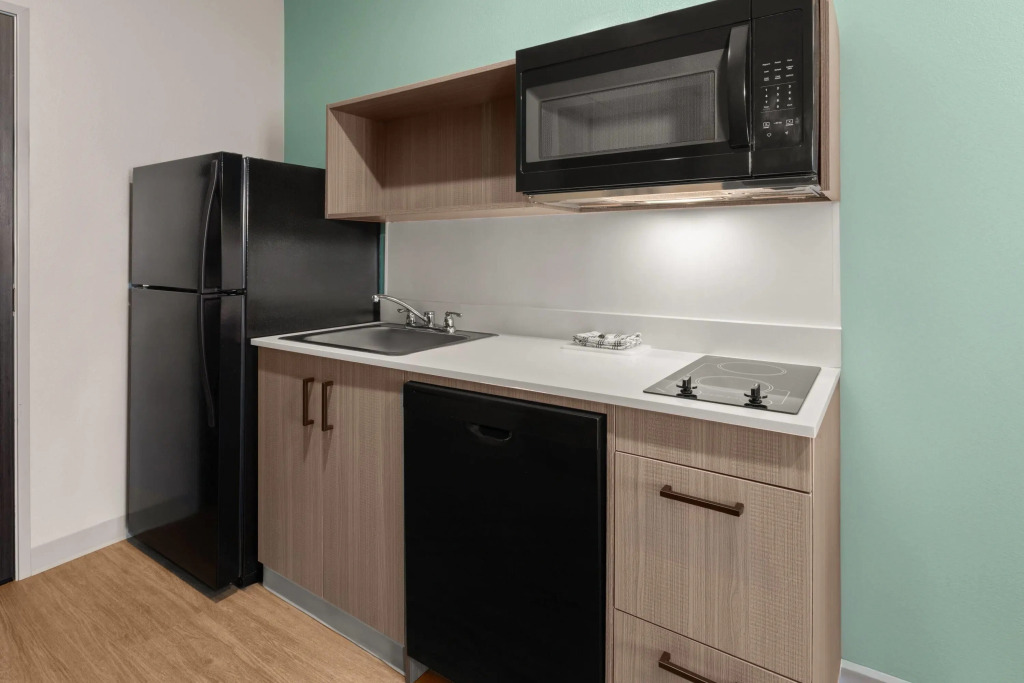 ECHO Suites Extended Stay by Wyndham Houston Katy West