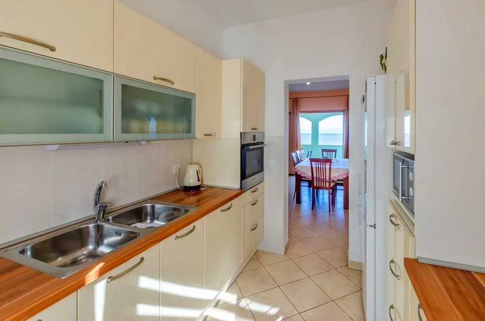 Seafront Holiday Home Marija