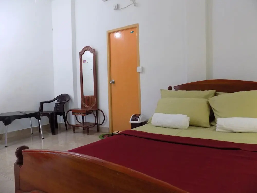The Residence Nilaveli