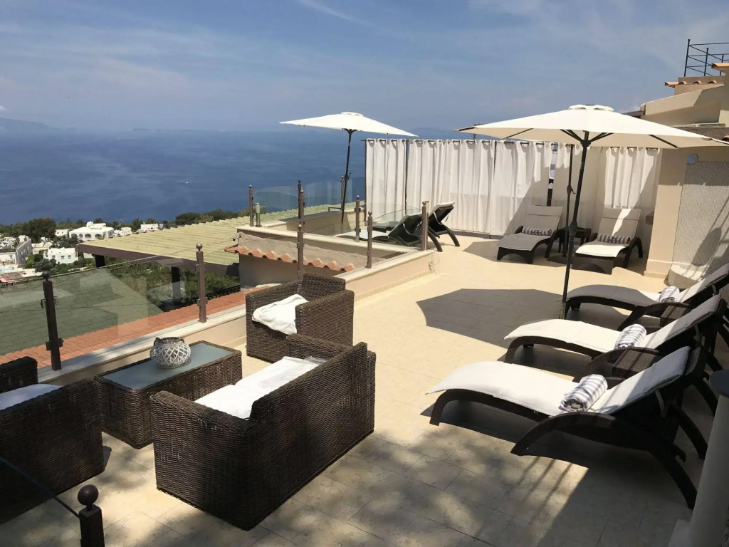 Monte Solaro Bed & Breakfast
