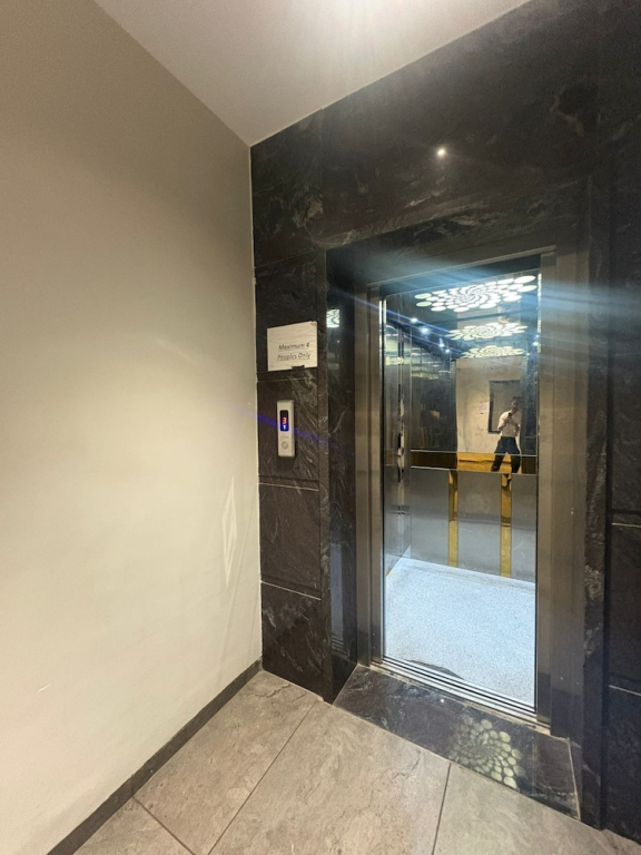 Hotel Govind Regency