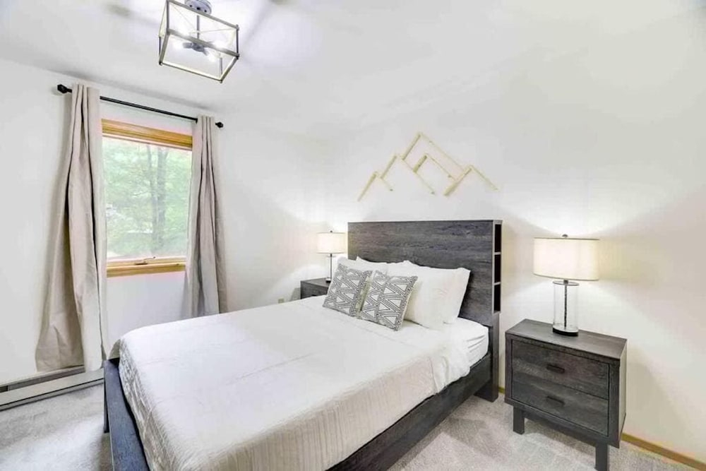 A Family Woodland Retreat