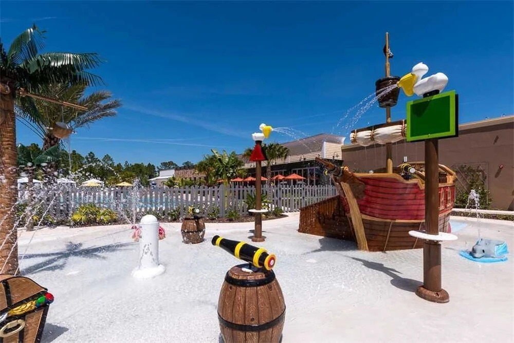 Festival of Wonder 5 Bedroom Townhome with Private Pool