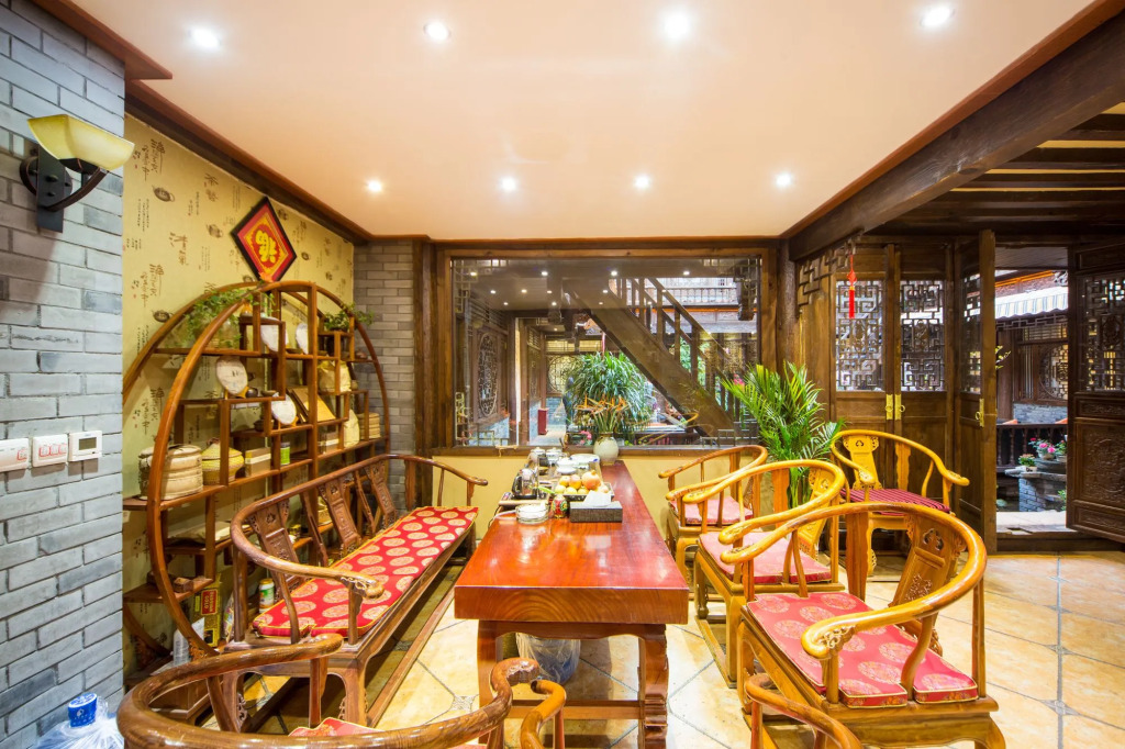 Lijiang He Mu Ju Family Inn