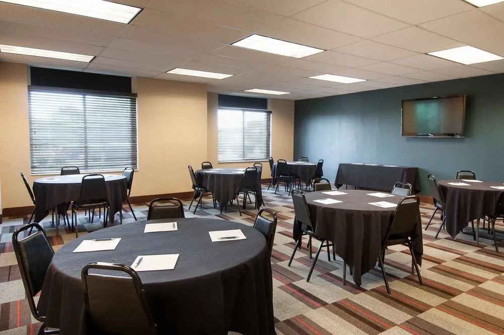 Wingate by Wyndham Columbus / Polaris