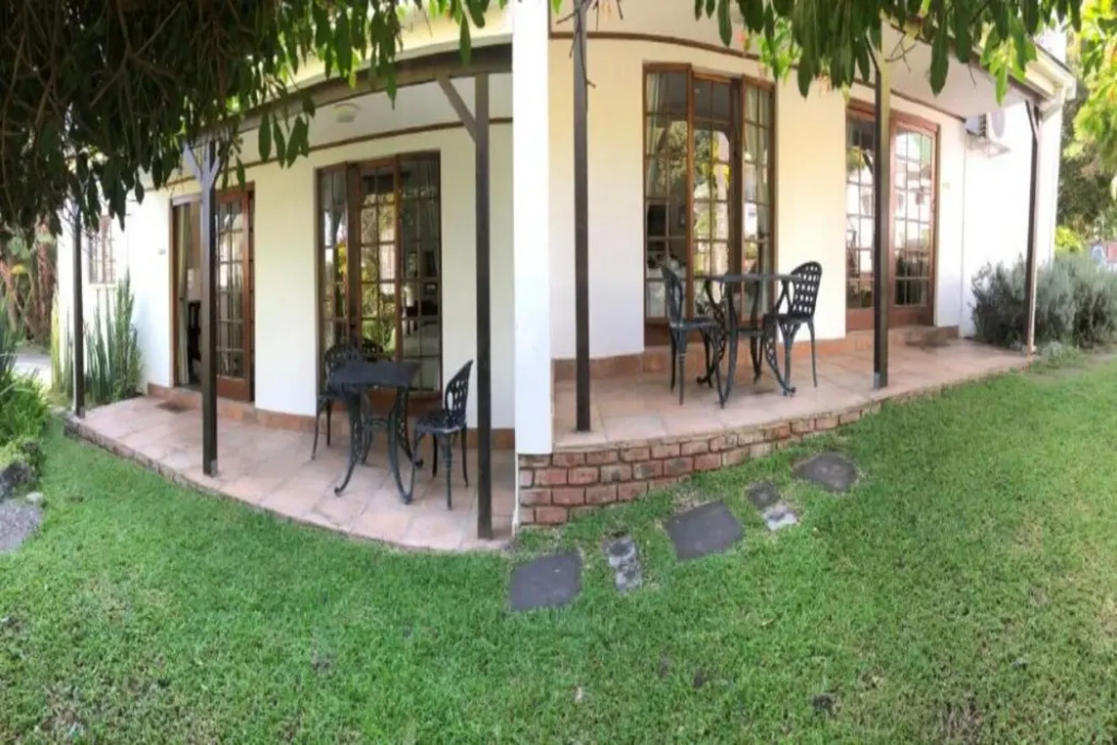 Bunkers Inn Guesthouse