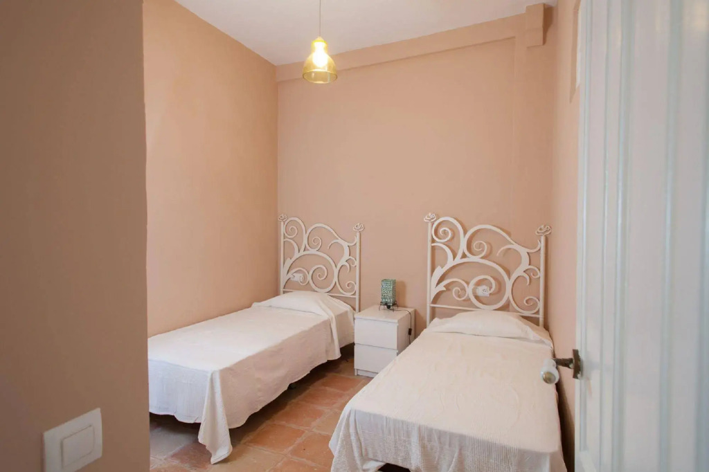 Suites Maestranza - Puerta del Arenal by Magno Apartments