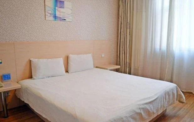 Eaka Hotel 365