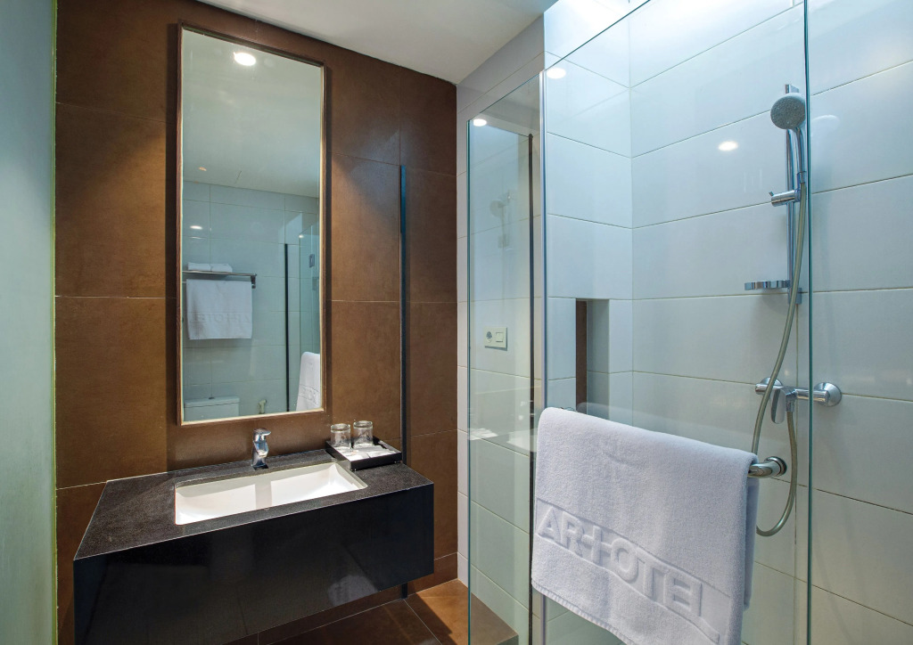 Miers Kuningan, ARTOTEL Curated