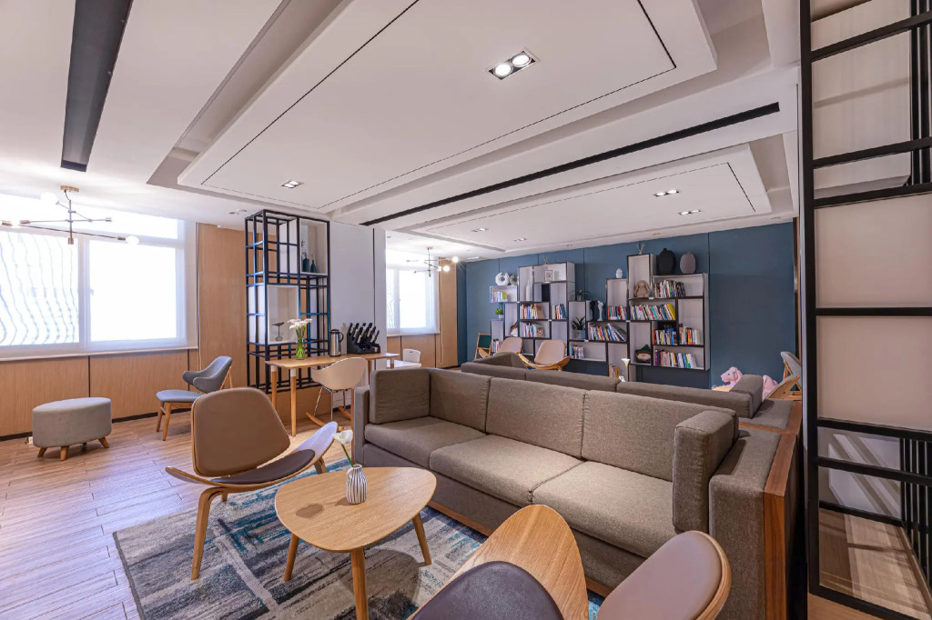 Atour Hotel Nantong Zhongcheng