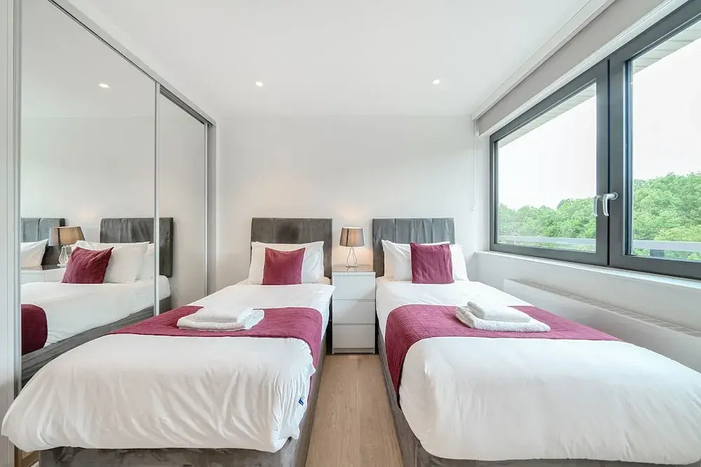 Roomspace Serviced Apartments -Oasis Way