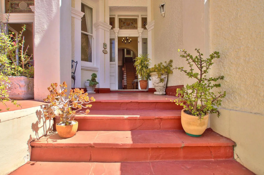 The Cape Colonial Guest House