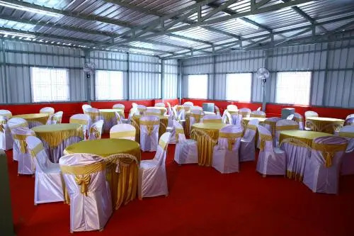 Avinashi Suites