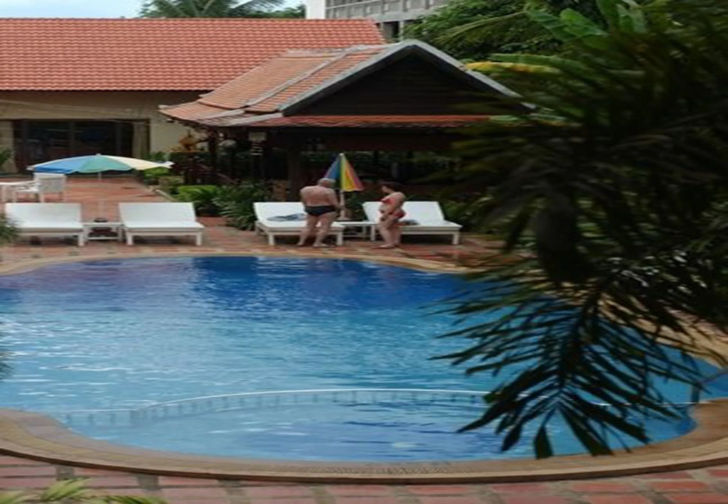 Monoreach Angkor Hotel