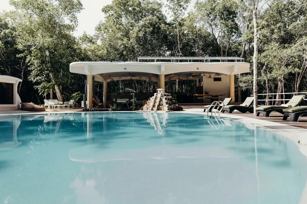 Eco Lodge by Biwa