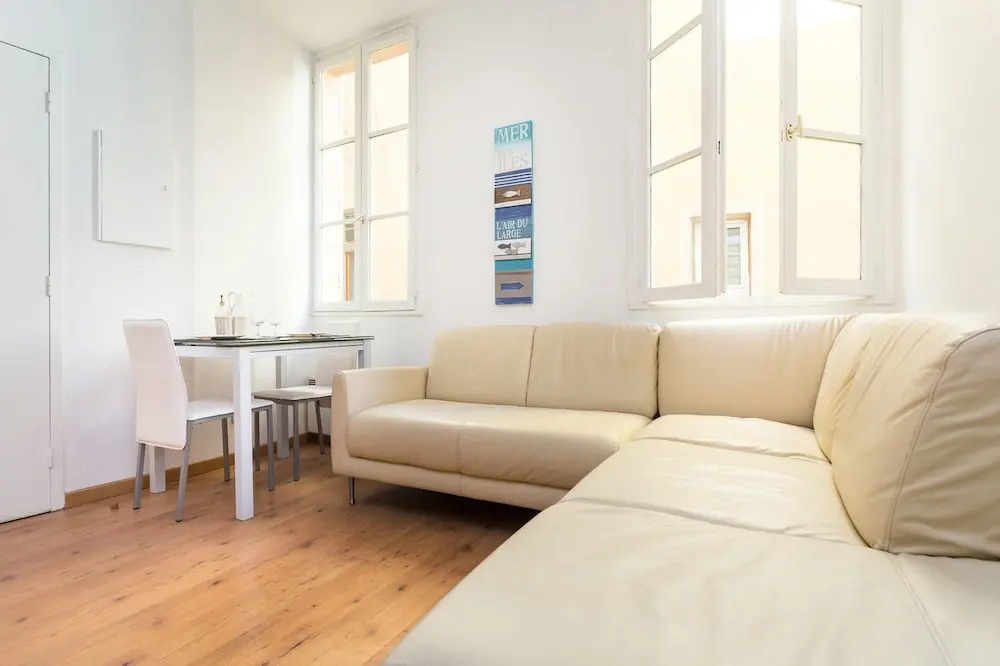 The Gelato- Charming 1-BR Old Town