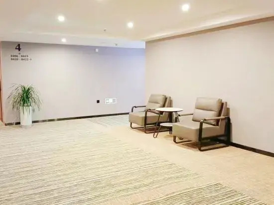 GELI Hotel (Jingjiang Qiche Keyunzhan)