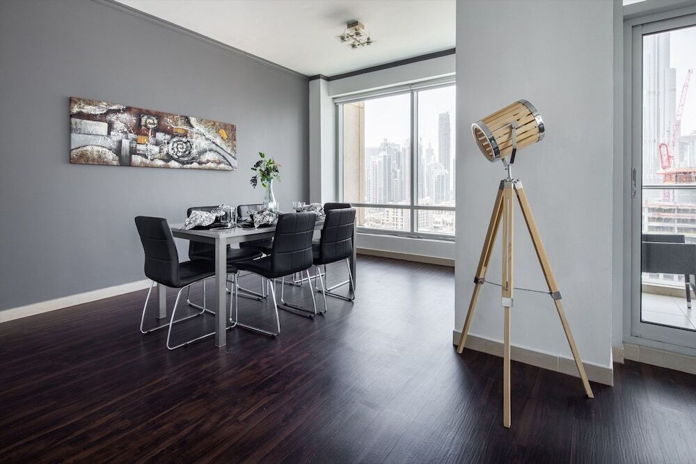 Deluxe 2B apartment close to Burj Khalifa
