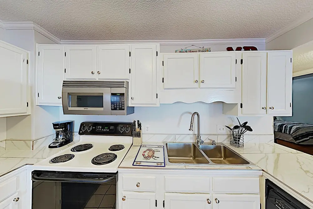 5905 South Kings Highway Condo #514b 2 Bedrooms 2 Bathrooms Condo
