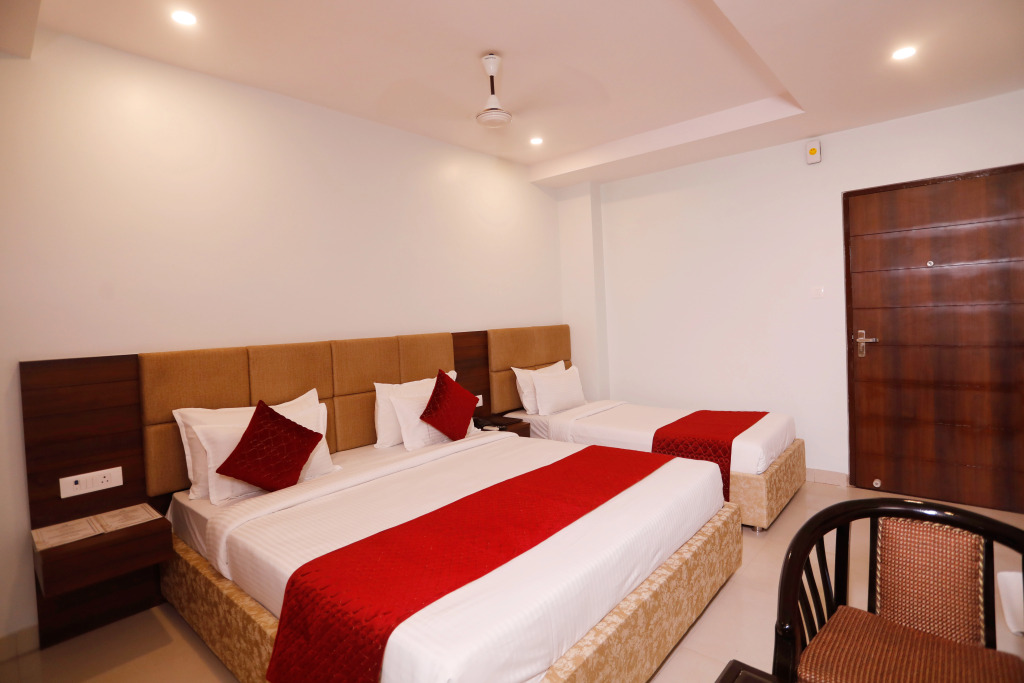 Hotel Dolphin International