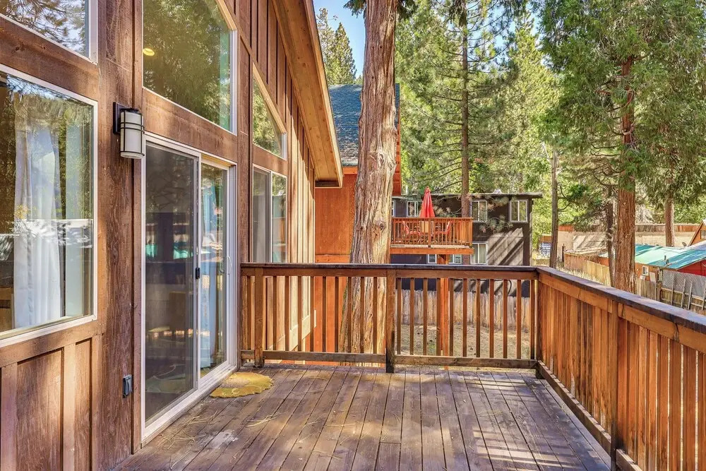 Family-friendly Lake Tahoe Home: 4 Blocks to Beach