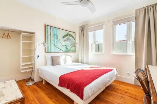 Large family flat in Campo de Ourique