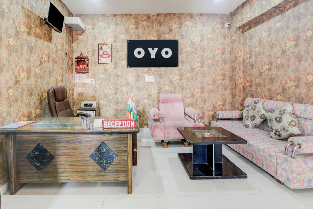 HOTEL O YASH RAJ PALACE