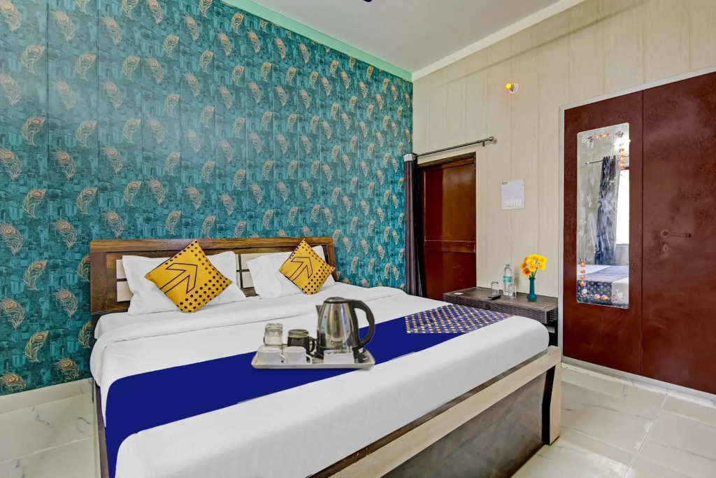 SPOT ON 70204 Hotel Greenview Homestay