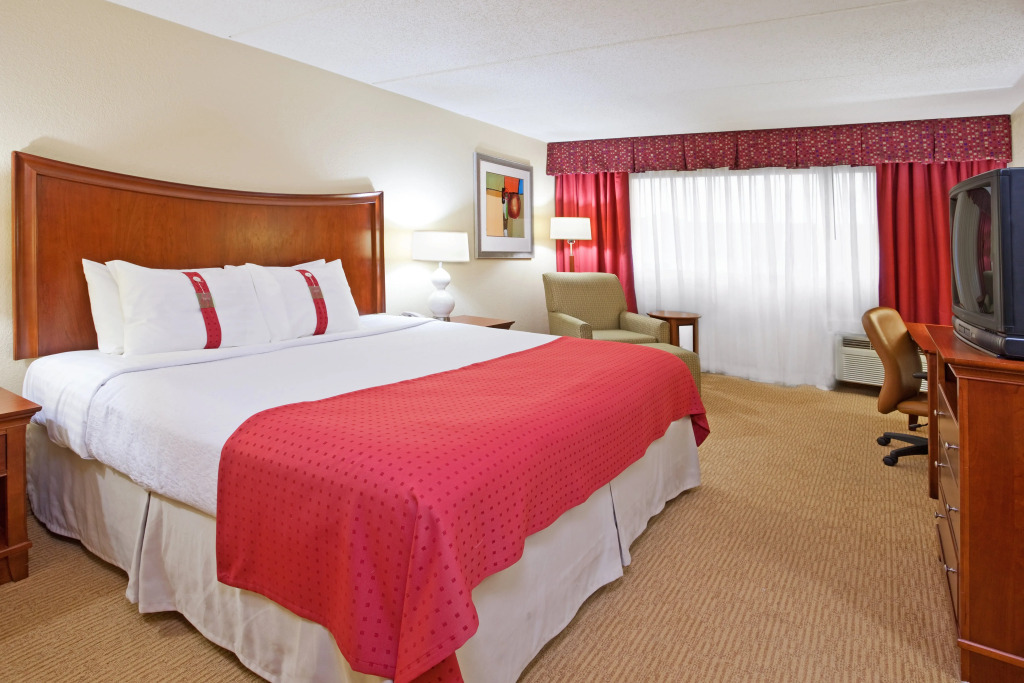 Wyndham Flint MI Grand Blanc Bishop Airport Conference Ct