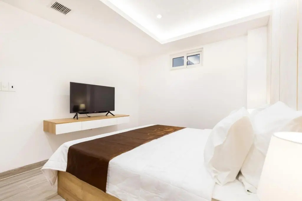Saki Aparthotel