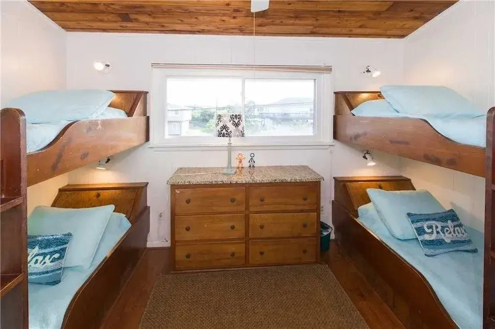 Blanchard - 4 Br Home