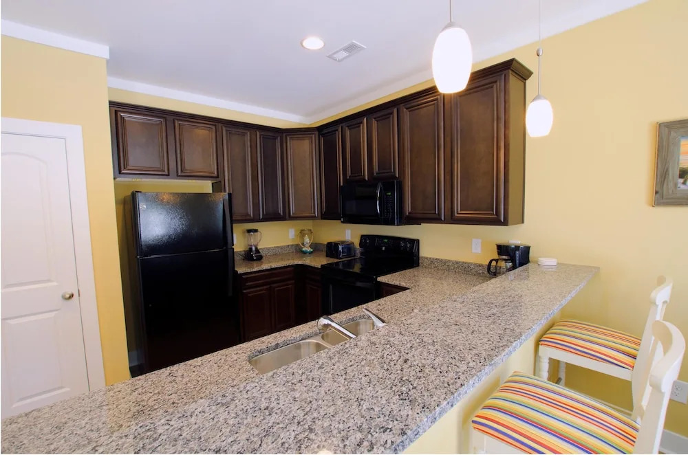 South Beach Cottages 4 bedroom By Affordable Large Properties