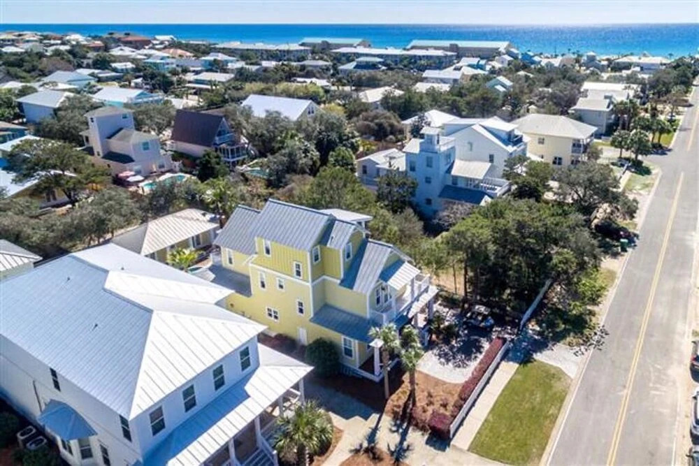 The Crystal Beach House - 1768742