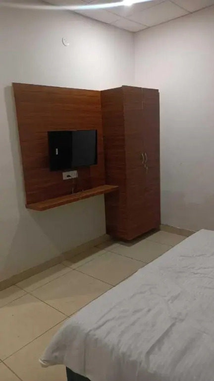Pop 700211 Hotel Jihaan Plaza