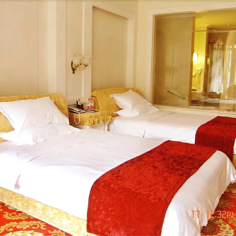 New Sun International Hotel