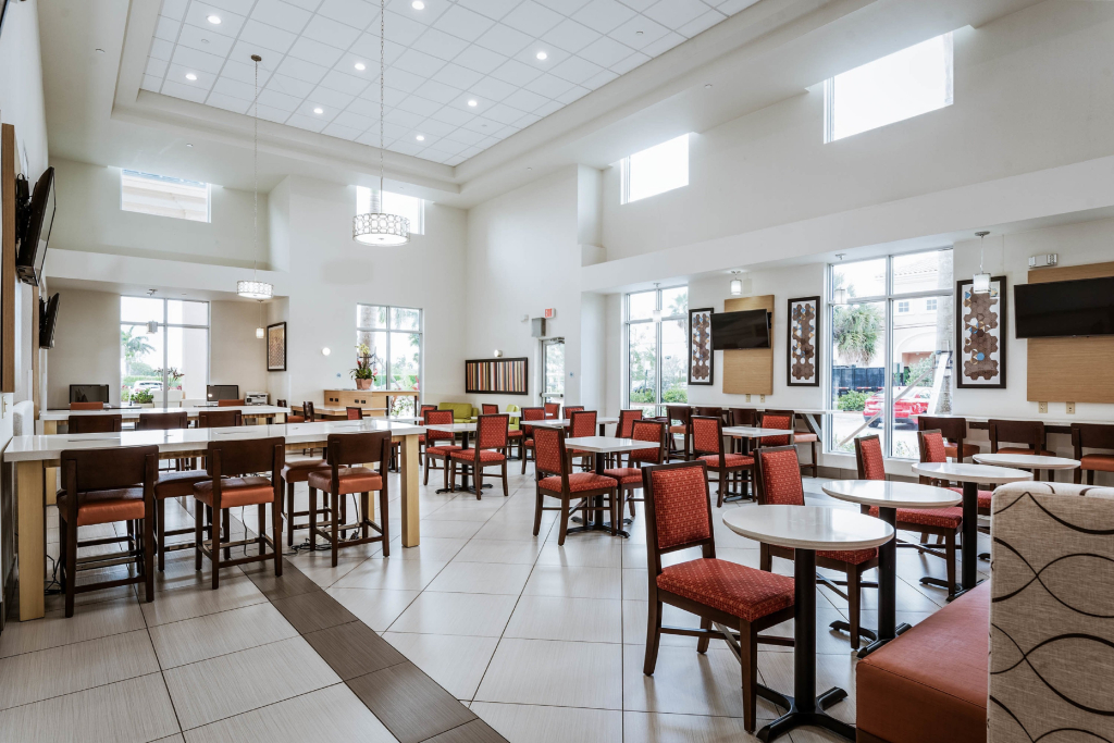Holiday Inn Express & Suites Boynton Beach by IHG