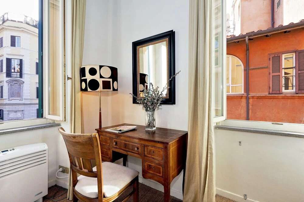 Trevi Charming Apartment