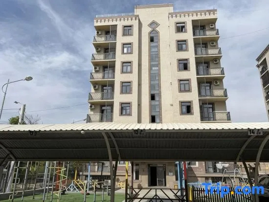 New Kamolon Tashkent RNB estate