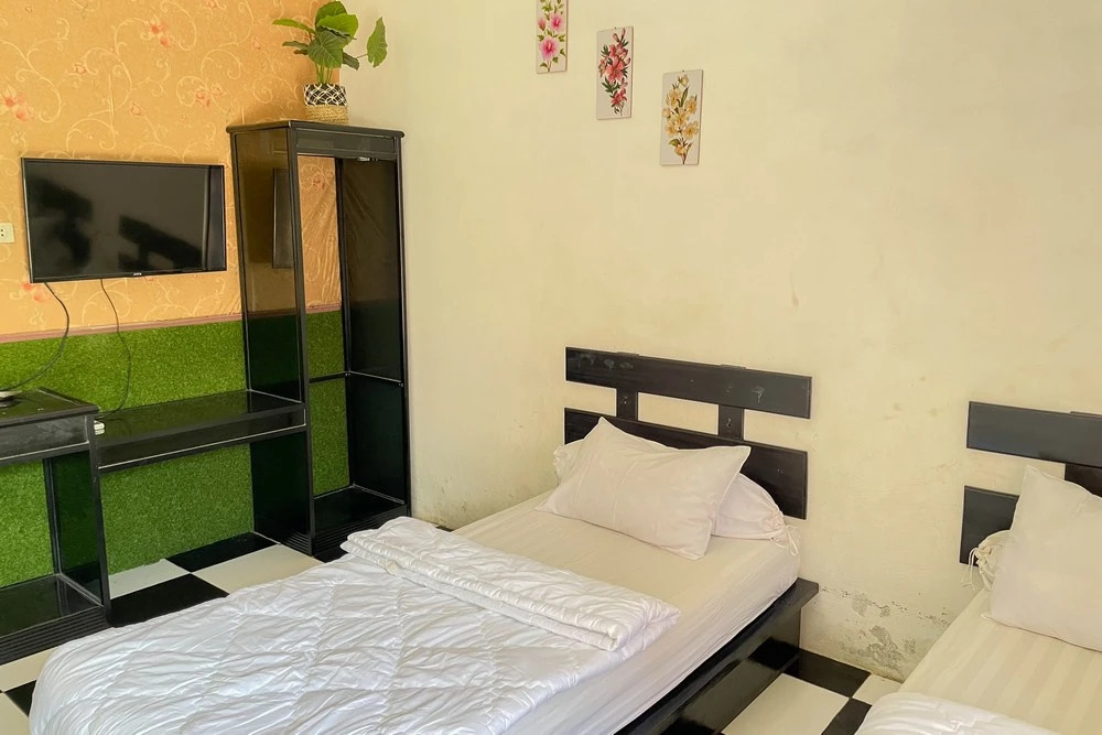 RedDoorz near Jalan Angsana Lubuk Linggau