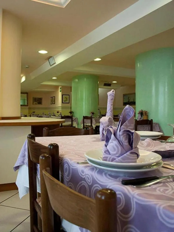 Hotel Monica